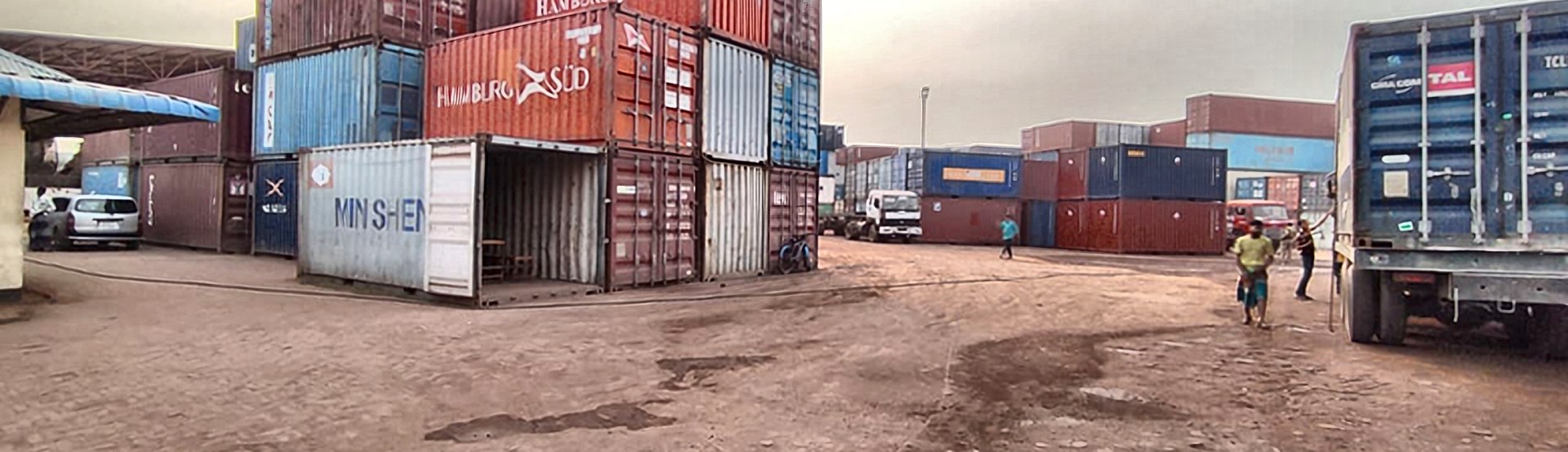 Stacked import and export containers in the CCTCL dumping yard